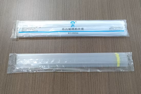 Strumento veterinario a.  Guaina per l'inseminazione dei bovini